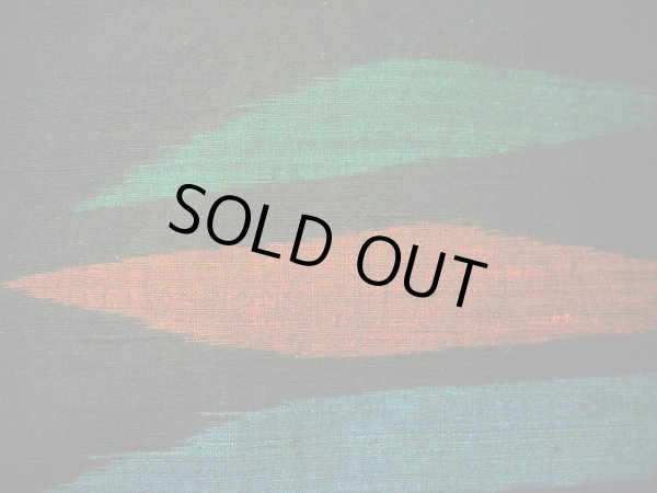 画像9: G0602B 紬 女性用着物  シルク(正絹)  スモーキーな 黒, 縞 【中古】 【USED】 【リサイクル】 ★★★★★ (9)