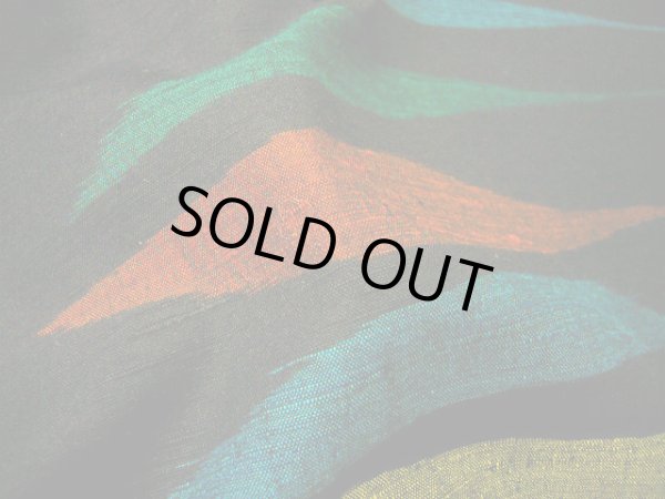 画像14: G0602B 紬 女性用着物  シルク(正絹)  スモーキーな 黒, 縞 【中古】 【USED】 【リサイクル】 ★★★★★ (14)