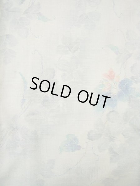 画像3: G0602E 紬 女性用着物  シルク(正絹) 淡い 青みのある グレー(灰色), 花 【中古】 【USED】 【リサイクル】 ★★★★☆ (3)