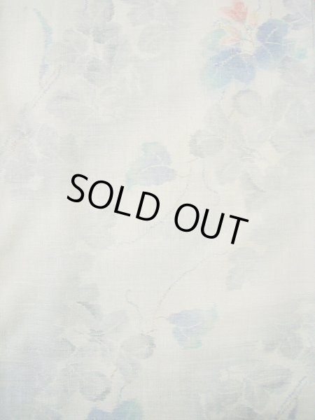 画像4: G0602E 紬 女性用着物  シルク(正絹) 淡い 青みのある グレー(灰色), 花 【中古】 【USED】 【リサイクル】 ★★★★☆ (4)