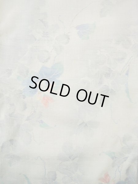 画像5: G0602E 紬 女性用着物  シルク(正絹) 淡い 青みのある グレー(灰色), 花 【中古】 【USED】 【リサイクル】 ★★★★☆ (5)