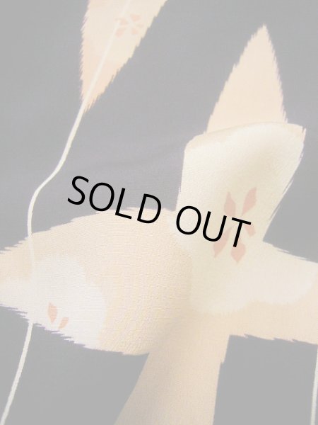 画像9: G0602F 小紋 女性用着物  シルク(正絹)  ダークな 紫, 十字 【中古】 【USED】 【リサイクル】 ★☆☆☆☆ (9)