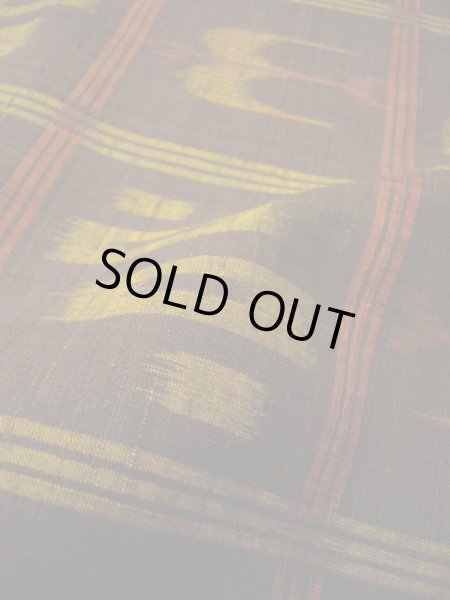 画像8: G0605S 紬 女性用着物  シルク(正絹)  スモーキーな ブラウン(茶色), 鳥 【中古】 【USED】 【リサイクル】 ★★★★☆ (8)