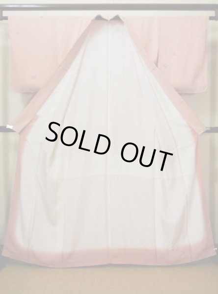 画像2: G0608E 小紋 女性用着物  シルク(正絹)  クリーミーな ピンク, 菊 【中古】 【USED】 【リサイクル】 ★★★★★ (2)