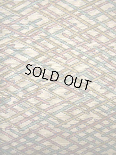 画像8: G0608I 小紋 女性用着物  シルク(正絹)   ベージュ, 菱 【中古】 【USED】 【リサイクル】 ★★★☆☆ (8)