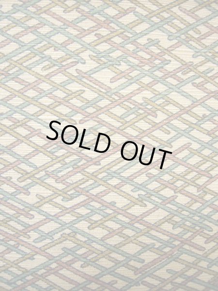 画像9: G0608I 小紋 女性用着物  シルク(正絹)   ベージュ, 菱 【中古】 【USED】 【リサイクル】 ★★★☆☆ (9)