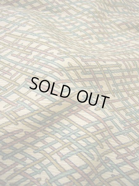 画像12: G0608I 小紋 女性用着物  シルク(正絹)   ベージュ, 菱 【中古】 【USED】 【リサイクル】 ★★★☆☆ (12)