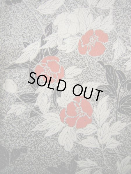 画像11: G0608X 小紋 女性用着物  シルク(正絹)   グレー(灰色), 花 【新古品】 【USED】 【リサイクル】 ★★★★★ (11)