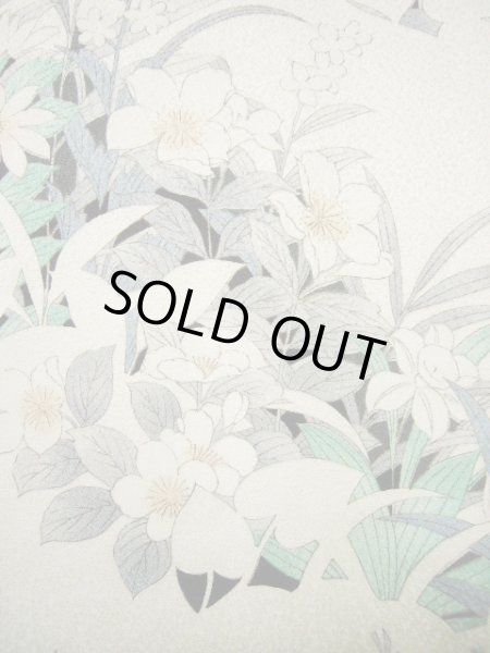 画像13: G0608Y 小紋 女性用着物  シルク(正絹)  シャイニーな オフ ホワイト, 百合 【新古品】 【USED】 【リサイクル】 ★★★★★ (13)