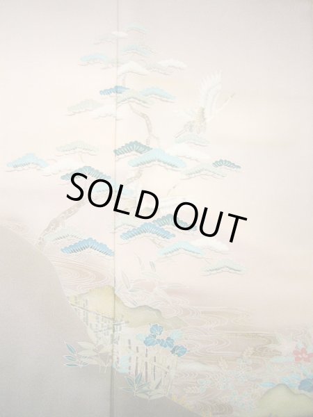 画像4: G0629K 訪問着 女性用着物  シルク（正絹） 淡い 紫がかった グレー（灰色）, 鶴 【中古】 【USED】 【リサイクル】 ★★★★☆ (4)