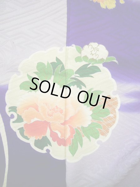 画像11: G0630M 振袖 女性用着物  シルク(正絹)  明るい ネイビー(紺), ぼたん グレーがかった【中古】 【USED】 【リサイクル】 ★★☆☆☆ (11)