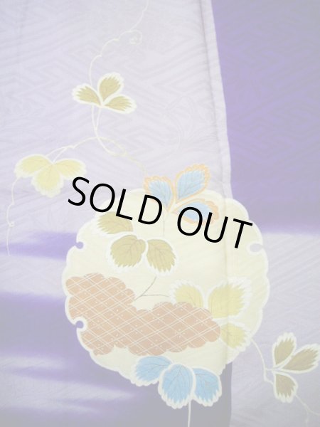 画像23: G0630M 振袖 女性用着物  シルク(正絹)  明るい ネイビー(紺), ぼたん グレーがかった【中古】 【USED】 【リサイクル】 ★★☆☆☆ (23)