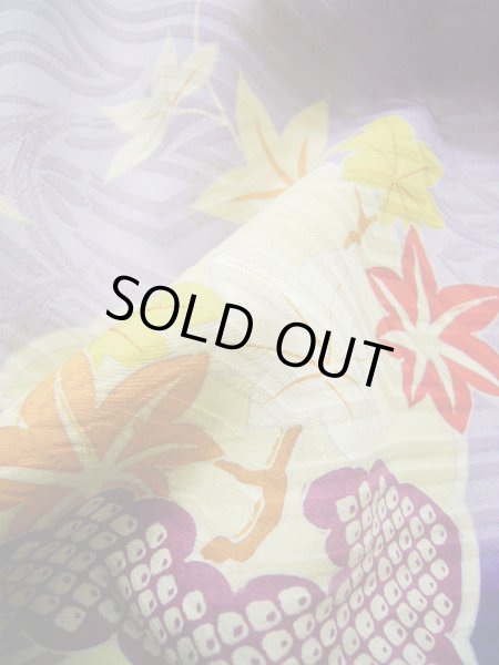 画像32: G0630M 振袖 女性用着物  シルク(正絹)  明るい ネイビー(紺), ぼたん グレーがかった【中古】 【USED】 【リサイクル】 ★★☆☆☆ (32)