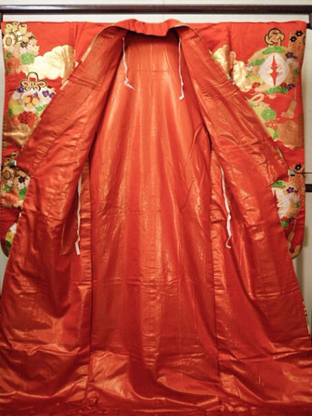 画像5: G0805E 打掛 女性用着物  シルク(正絹)   赤, 鼓 【中古】 【USED】 【リサイクル】 ★★★☆☆ (5)