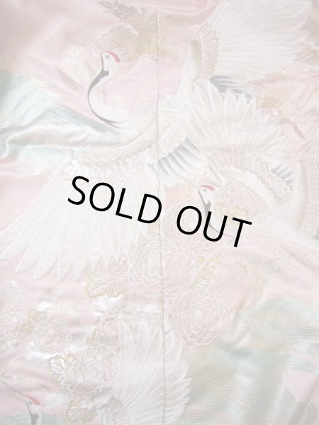 画像6: G0805F 打掛 女性用着物  シルク（正絹） シャイニーな 薄い ピンク, 鶴 【中古】 【USED】 【リサイクル】 ★★★★☆ (6)