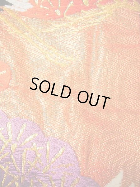 画像13: G0805I 打掛 女性用着物  シルク(正絹)  シャイニーな 朱赤, 鶴 【中古】 【USED】 【リサイクル】 ★★★★☆ (13)