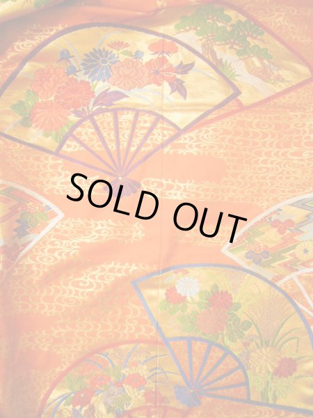 画像8: G0805L 打掛 女性用着物  シルク(正絹)  スモーキーな オレンジ, 扇 【中古】 【USED】 【リサイクル】 ★★★★☆ (8)