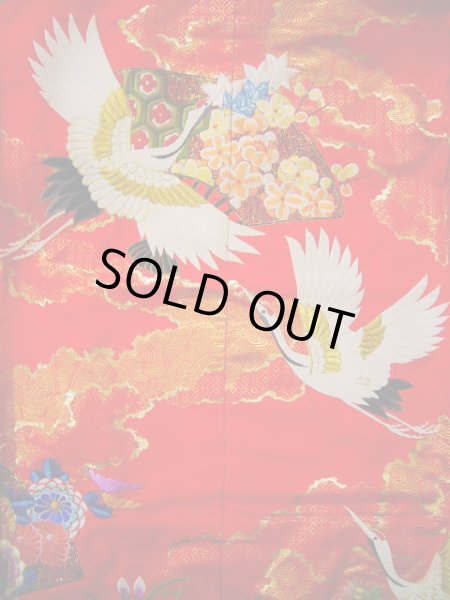 画像10: G0805V 打掛 女性用着物  シルク(正絹)  明るい 赤, 鶴 【中古】 【USED】 【リサイクル】 ★★★★☆ (10)