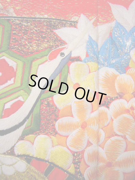 画像17: G0805V 打掛 女性用着物  シルク(正絹)  明るい 赤, 鶴 【中古】 【USED】 【リサイクル】 ★★★★☆ (17)