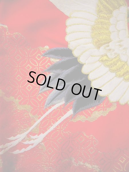 画像18: G0805V 打掛 女性用着物  シルク(正絹)  明るい 赤, 鶴 【中古】 【USED】 【リサイクル】 ★★★★☆ (18)