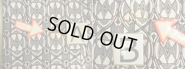 画像9: G0916S 小紋 女性用着物  シルク（正絹）   白, 幾何学模様 ダークな【中古】 【USED】 【リサイクル】 ★★☆☆☆ (9)