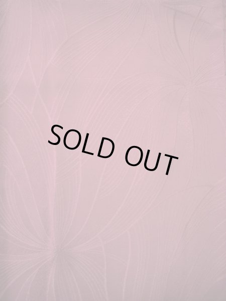 画像4: G1013Q 色無地 女性用着物  シルク（正絹）  クリーミーな ラズベリー, 花 【中古】 【USED】 【リサイクル】 ★★★★☆ (4)