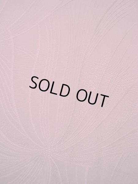 画像9: G1013Q 色無地 女性用着物  シルク（正絹）  クリーミーな ラズベリー, 花 【中古】 【USED】 【リサイクル】 ★★★★☆ (9)