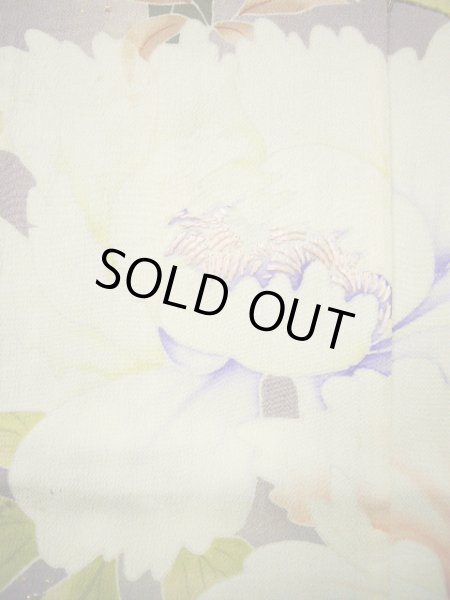 画像13: G1027A 訪問着 女児用着物 錦紗縮緬  シルク(正絹)  スモーキーな 藤, ぼたん 【中古】 【USED】 【リサイクル】 ★☆☆☆☆ (13)