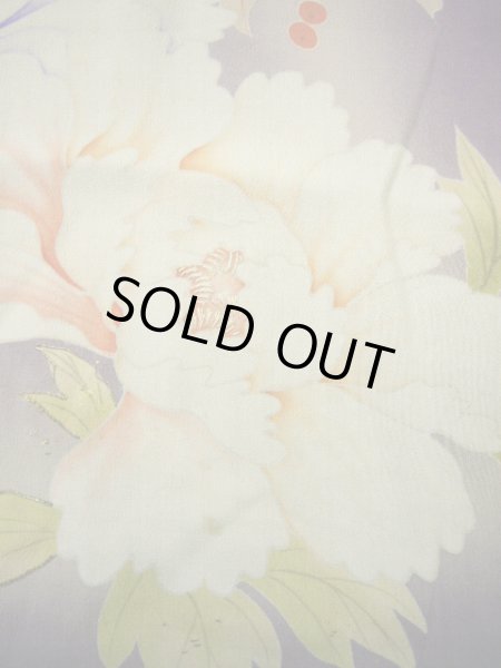 画像14: G1027A 訪問着 女児用着物 錦紗縮緬  シルク(正絹)  スモーキーな 藤, ぼたん 【中古】 【USED】 【リサイクル】 ★☆☆☆☆ (14)