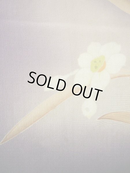 画像20: G1027A 訪問着 女児用着物 錦紗縮緬  シルク(正絹)  スモーキーな 藤, ぼたん 【中古】 【USED】 【リサイクル】 ★☆☆☆☆ (20)