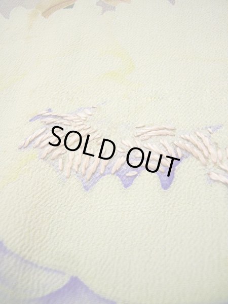 画像22: G1027A 訪問着 女児用着物 錦紗縮緬  シルク(正絹)  スモーキーな 藤, ぼたん 【中古】 【USED】 【リサイクル】 ★☆☆☆☆ (22)