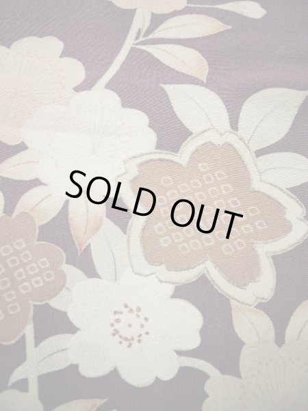 画像10: G1027L 訪問着 女性用着物 錦紗縮緬　 シルク（正絹）   藤, 桜 【中古】 【USED】 【リサイクル】 ★★☆☆☆ (10)