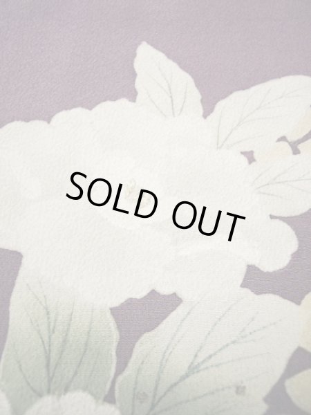 画像16: G1027L 訪問着 女性用着物 錦紗縮緬　 シルク（正絹）   藤, 桜 【中古】 【USED】 【リサイクル】 ★★☆☆☆ (16)