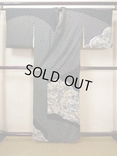 画像2: G1102L 訪問着 女性用着物 辻が花、嘘つき袖付き シルク（正絹）   黒, 小さな点々 【中古】 【USED】 【リサイクル】 ★★☆☆☆ (2)