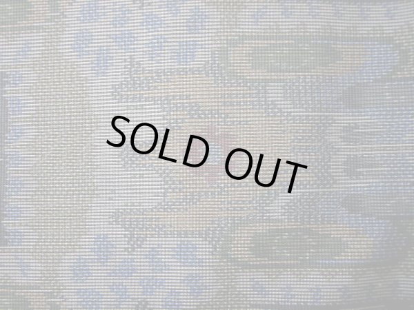 画像7: G1105X 大島紬 女性用着物 横双紬 シルク（正絹）   グレー（灰色）, 抽象的模様 【中古】 【USED】 【リサイクル】 ★★★★★ (7)