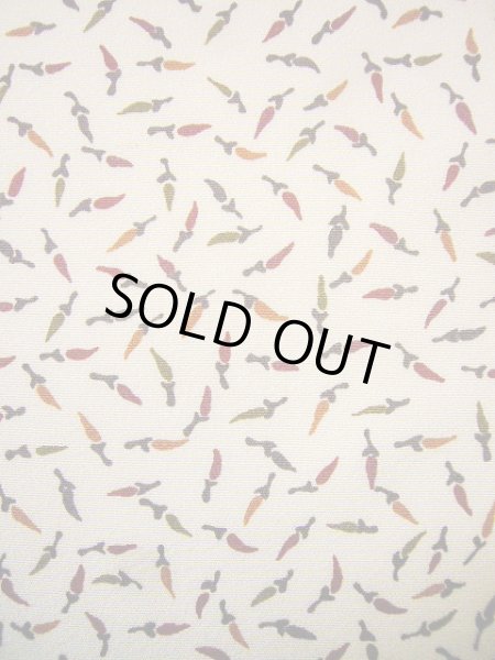 画像7: H0308O 小紋 女性用着物  シルク(正絹)  クリーミーな オフ ホワイト, とうがらし 【中古】 【USED】 【リサイクル】 ★★★☆☆ (7)