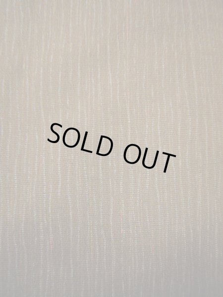 画像4: H0714N 織 女性用着物  混 クリーミーな 薄い ブラウン（茶色）, 縞 【中古】 【USED】 【リサイクル】 ★★★☆☆ (4)