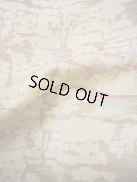 画像10: H0714Q 織 女性用着物  シルク(正絹)  薄い ベージュ, 抽象的模様 【中古】 【USED】 【リサイクル】 ★★☆☆☆ (10)