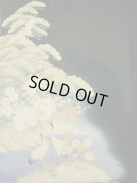 画像5: H0929J 留袖 女性用着物 家紋:唐花 シルク(正絹)   黒, ぼたん 【中古】 【USED】 【リサイクル】 ★★★☆☆ (5)