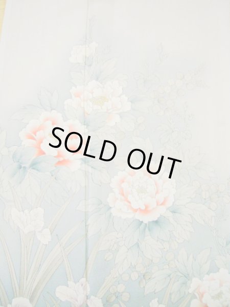 画像5: H0929R 訪問着 女性用着物  シルク（正絹） 淡い 緑がかった グレー（灰色）, ぼたん 【中古】 【USED】 【リサイクル】 ★★★★☆ (5)