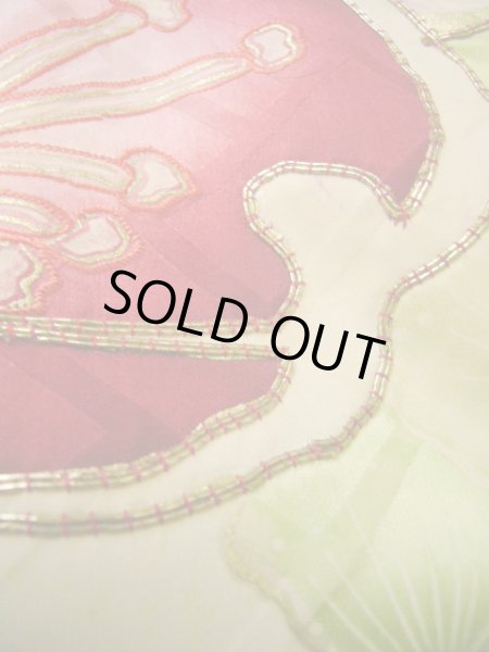 画像13: H1025D 振袖 女性用着物  シルク（正絹）  薄い イエロー（黄色）, 梅 淡い【中古】 【USED】 【リサイクル】 ★★☆☆☆ (13)