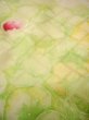 画像15: H1025D 振袖 女性用着物  シルク（正絹）  薄い イエロー（黄色）, 梅 淡い【中古】 【USED】 【リサイクル】 ★★☆☆☆ (15)