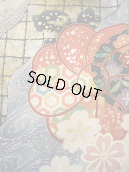 画像19: H1025K 振袖 女性用着物  シルク(正絹) 淡い 青みのある グレー(灰色), 桜 【中古】 【USED】 【リサイクル】 ★★★★☆ (19)