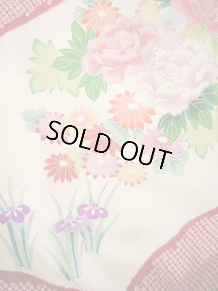 画像7: H1025N 振袖 女性用着物  シルク(正絹)  シャイニーな オフ ホワイト, ぼたん 【中古】 【USED】 【リサイクル】 ★★★☆☆ (7)