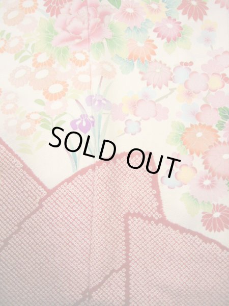 画像10: H1025N 振袖 女性用着物  シルク(正絹)  シャイニーな オフ ホワイト, ぼたん 【中古】 【USED】 【リサイクル】 ★★★☆☆ (10)