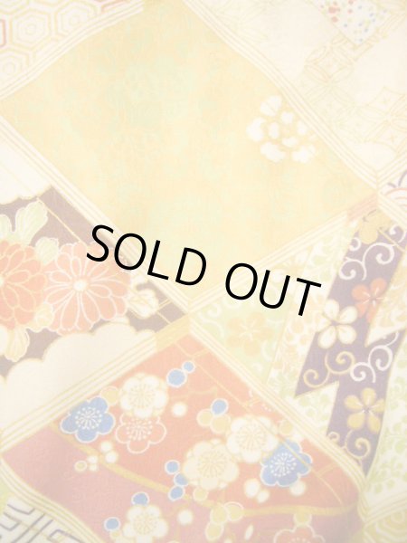 画像15: H1025P 振袖 女性用着物  シルク(正絹)   オフ ホワイト, 冊子 【中古】 【USED】 【リサイクル】 ★★★★☆ (15)