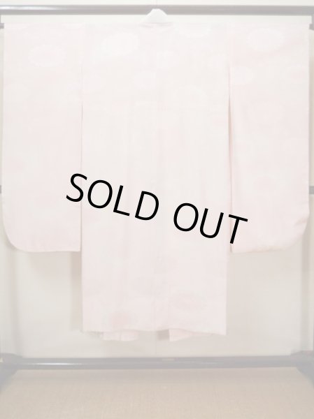 画像2: H1117A じゅばん 女性用着物 振袖用 シルク(正絹)  薄い ピンク, 菊 【中古】 【USED】 【リサイクル】 ★★★★☆ (2)