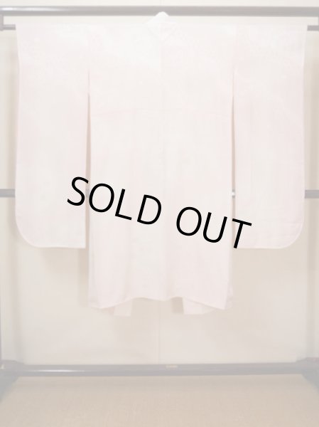 画像2: H1117D じゅばん 女性用着物 振袖用 シルク(正絹) シャイニーな 淡い ピンク, 菊 【中古】 【USED】 【リサイクル】 ★★★★☆ (2)