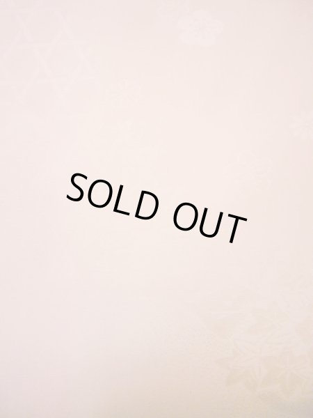 画像7: H1117D じゅばん 女性用着物 振袖用 シルク(正絹) シャイニーな 淡い ピンク, 菊 【中古】 【USED】 【リサイクル】 ★★★★☆ (7)