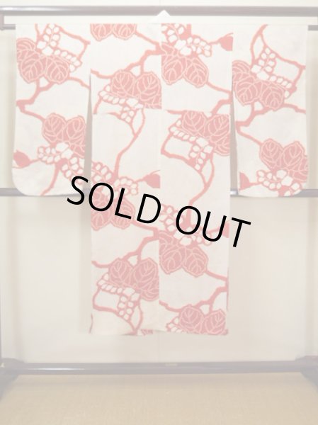 画像2: H1117E じゅばん 女性用着物 半衿付き シルク（正絹）   オフ　ホワイト, 桐 【中古】 【USED】 【リサイクル】 ★★☆☆☆ (2)